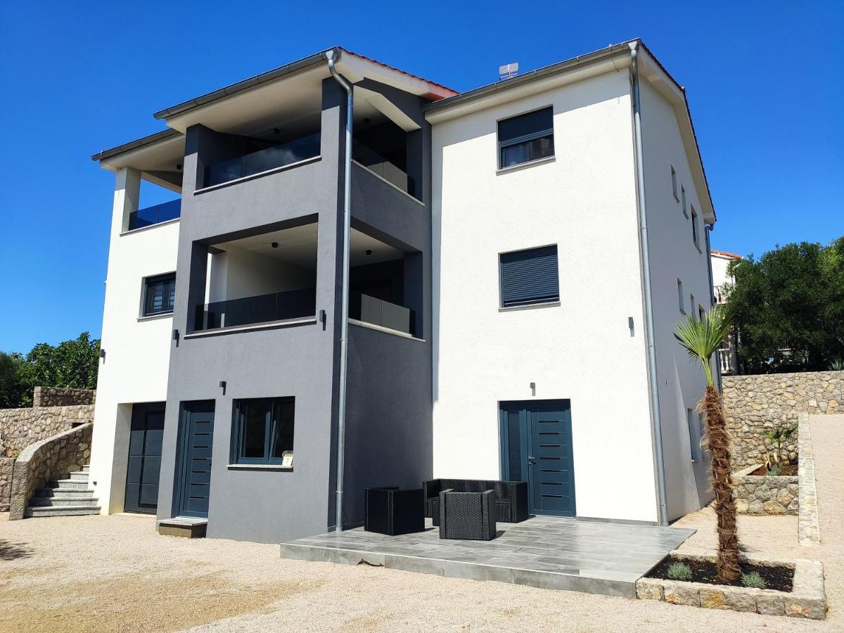 Apartments Pina Kornic Exterior photo